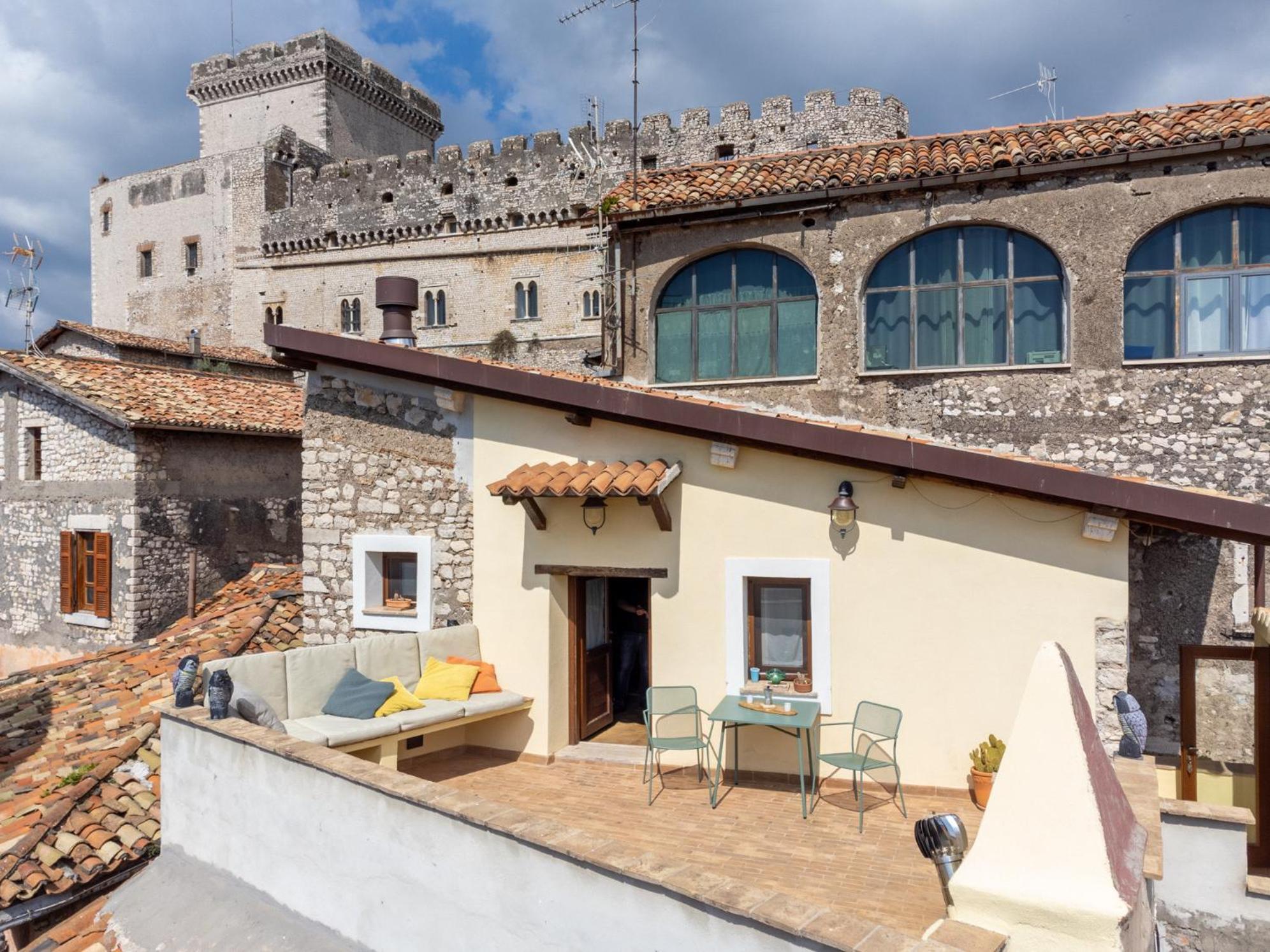 Aurora Medieval House Sermoneta Buitenkant foto
