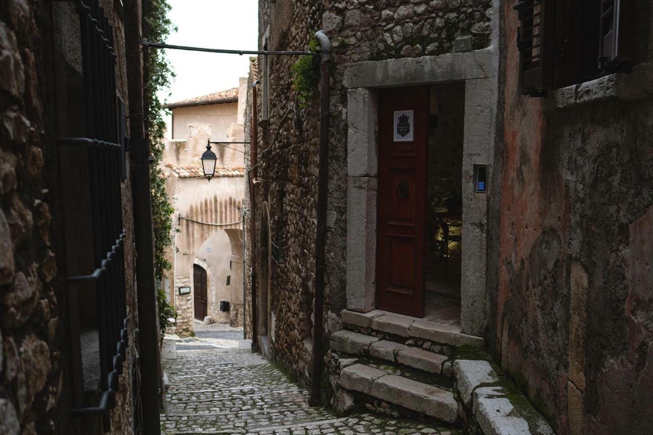 Aurora Medieval House Sermoneta Buitenkant foto