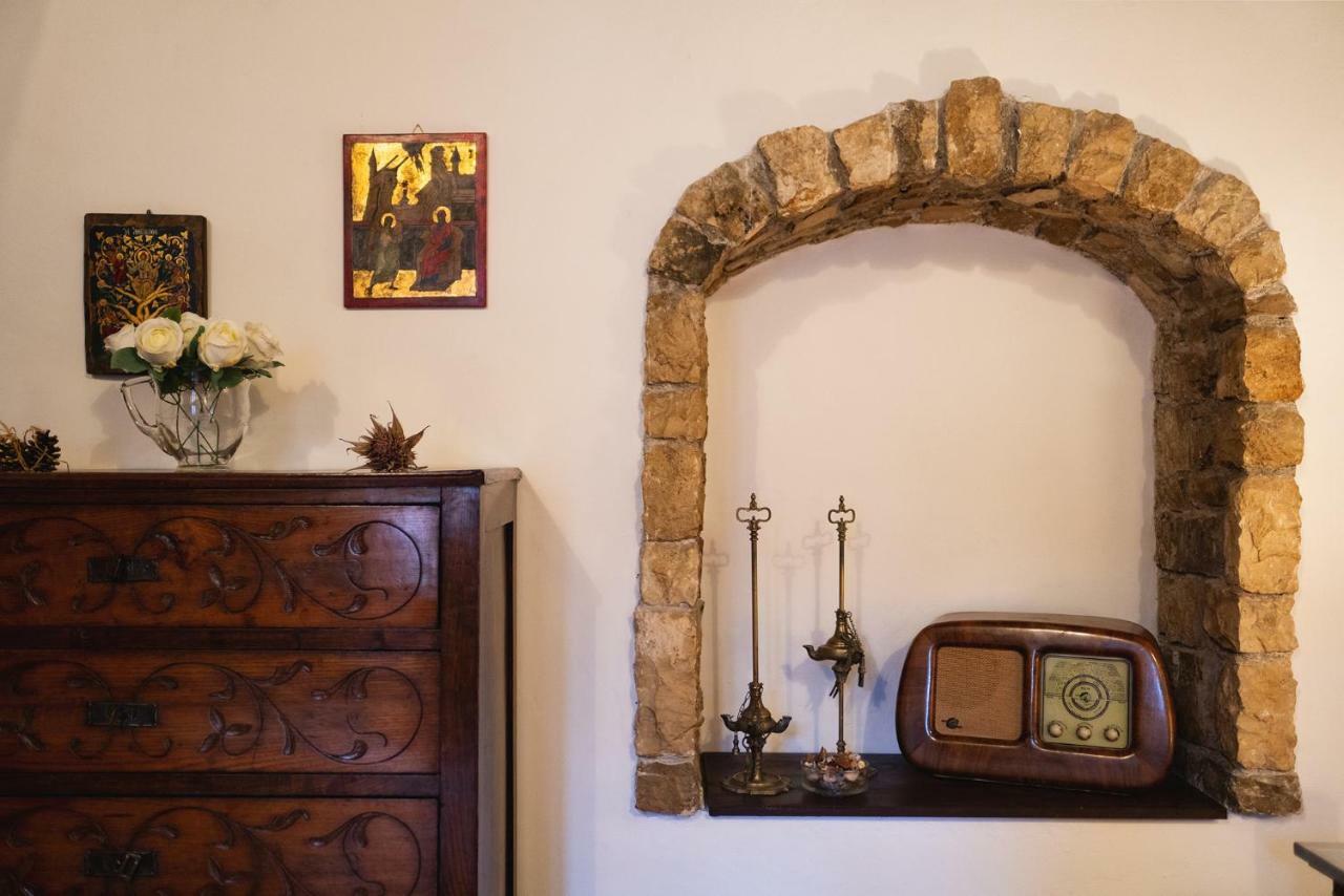 Aurora Medieval House Sermoneta Buitenkant foto