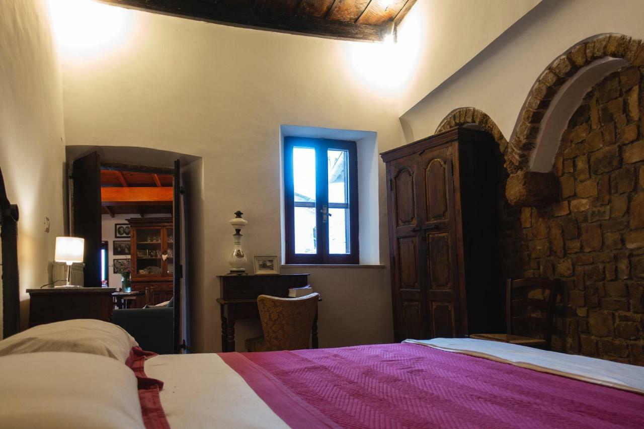 Aurora Medieval House Sermoneta Buitenkant foto