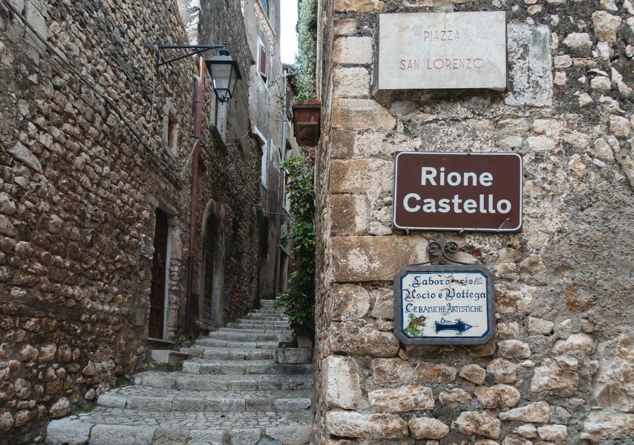 Aurora Medieval House Sermoneta Buitenkant foto